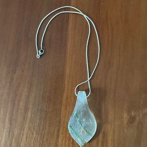 Glass necklace pendant